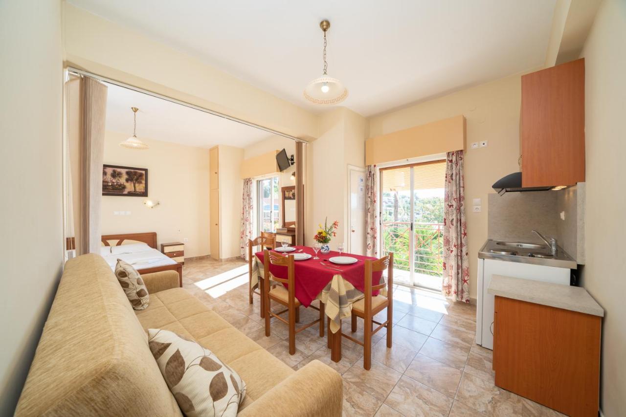 Lorenzo House Apartments Ласси Экстерьер фото